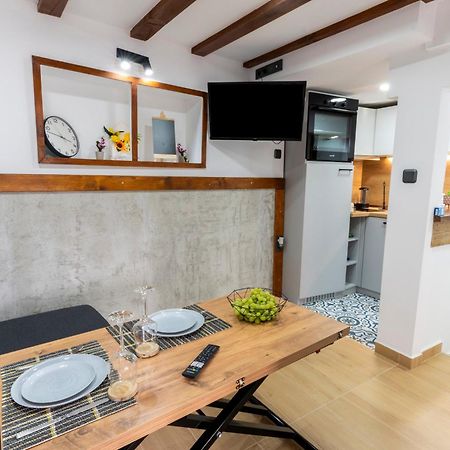 Bobevata Guest House - Floor 1 - Stunning View Old Town Veliko Tarnovo Luaran gambar