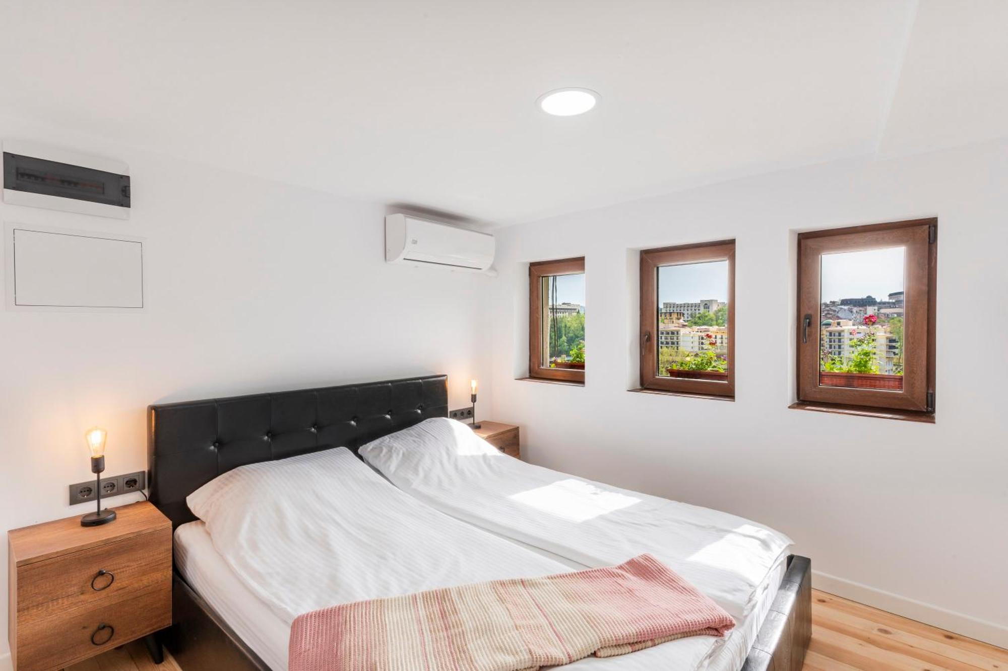 Bobevata Guest House - Floor 1 - Stunning View Old Town Veliko Tarnovo Luaran gambar