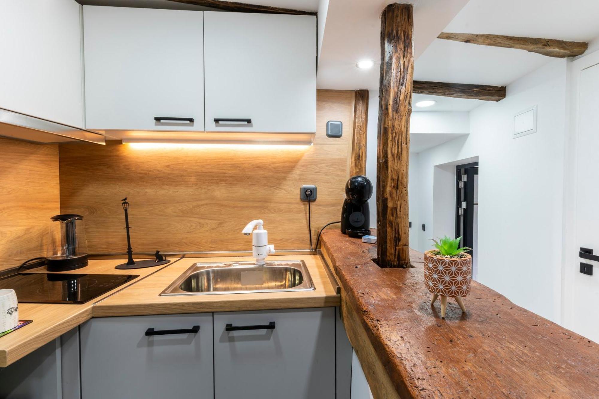 Bobevata Guest House - Floor 1 - Stunning View Old Town Veliko Tarnovo Luaran gambar