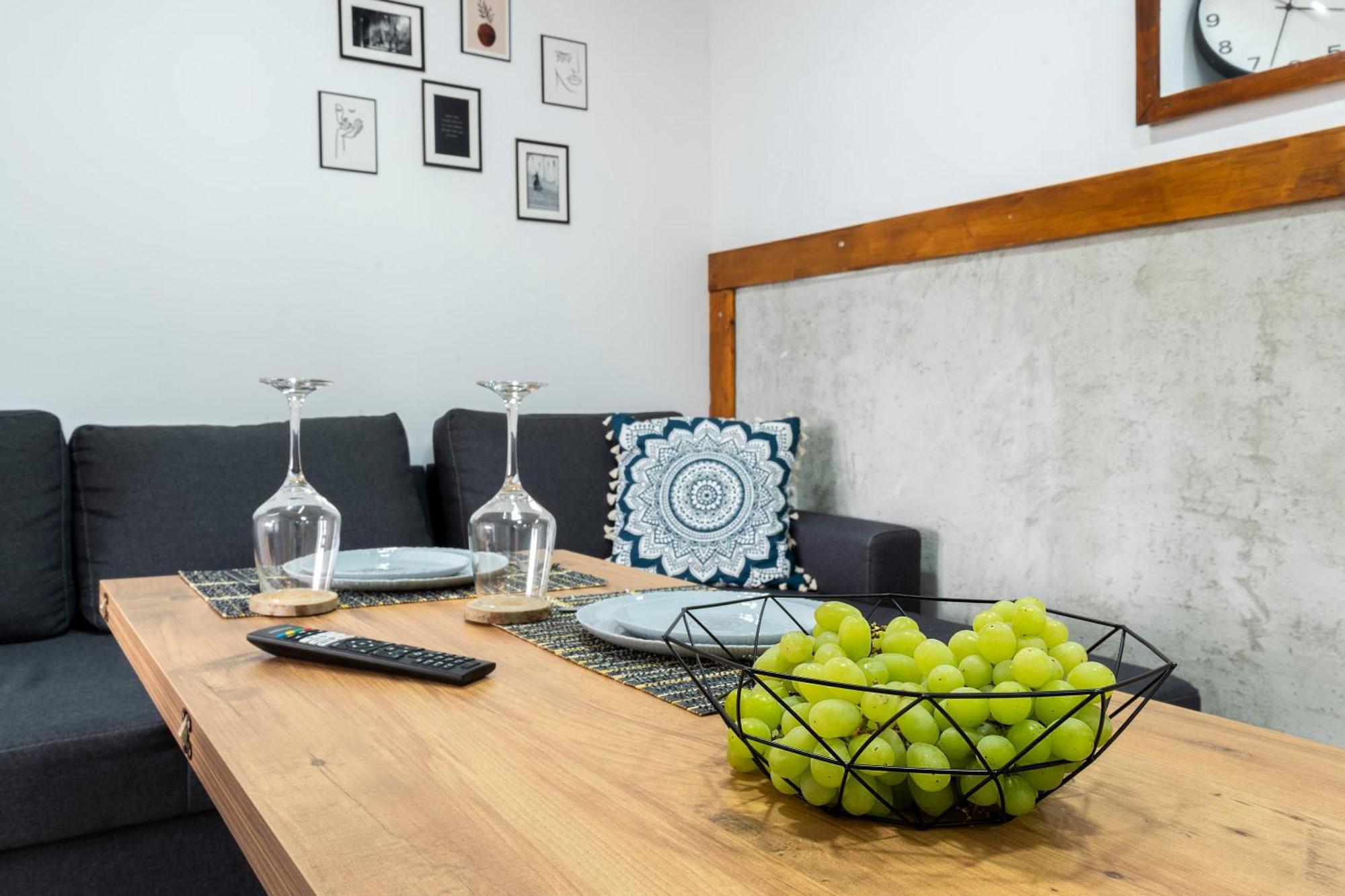 Bobevata Guest House - Floor 1 - Stunning View Old Town Veliko Tarnovo Luaran gambar